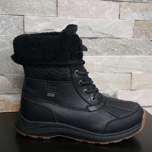 🎁 UGG Adirondack III Nylon Women's Boot - Picture 3 of 5